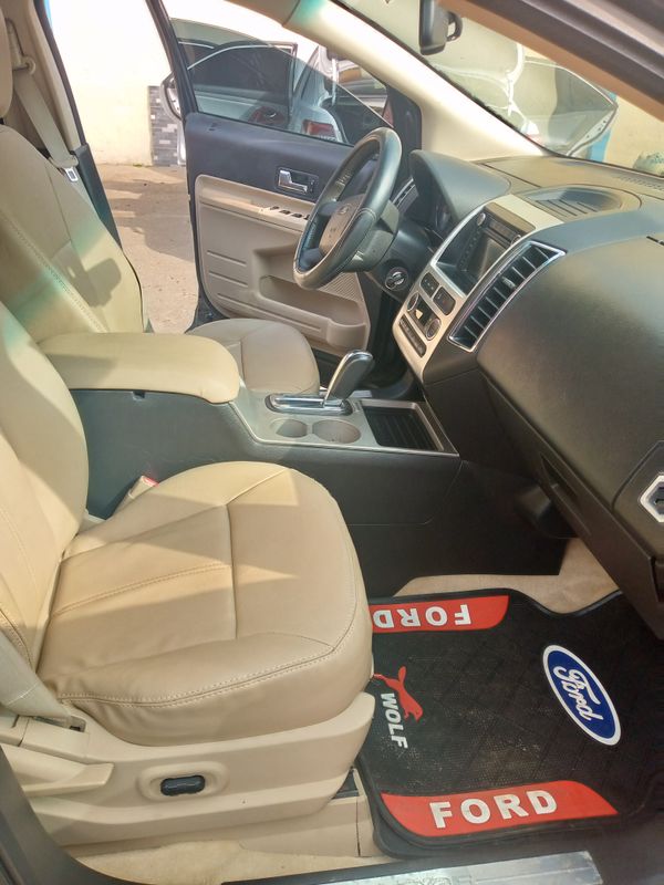 Thumbnail 6 of 2008 Ford Edge LE
